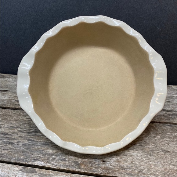 Pampered Chef•Fluted Deep Dish Pie Plate/Pan•Vanilla•9”•New Traditions Stoneware - Picture 3 of 13